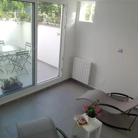Il Cortile Segreto - Con Parcheggio Privato Daire Lecce