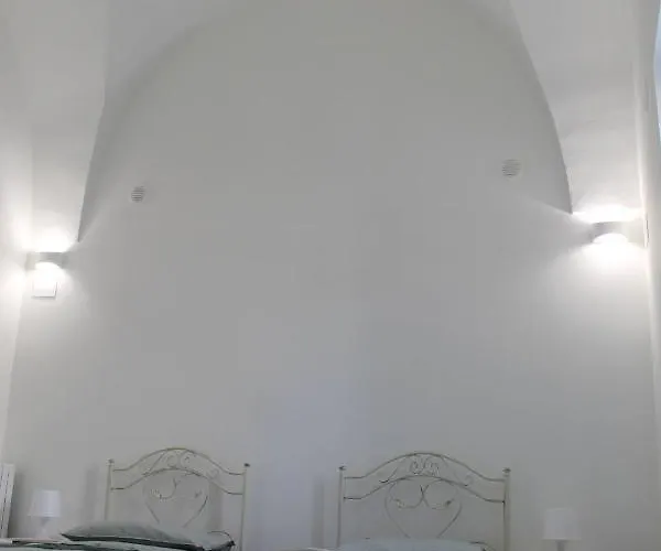 Il Cortile Segreto - Con Parcheggio Privato レッチェ